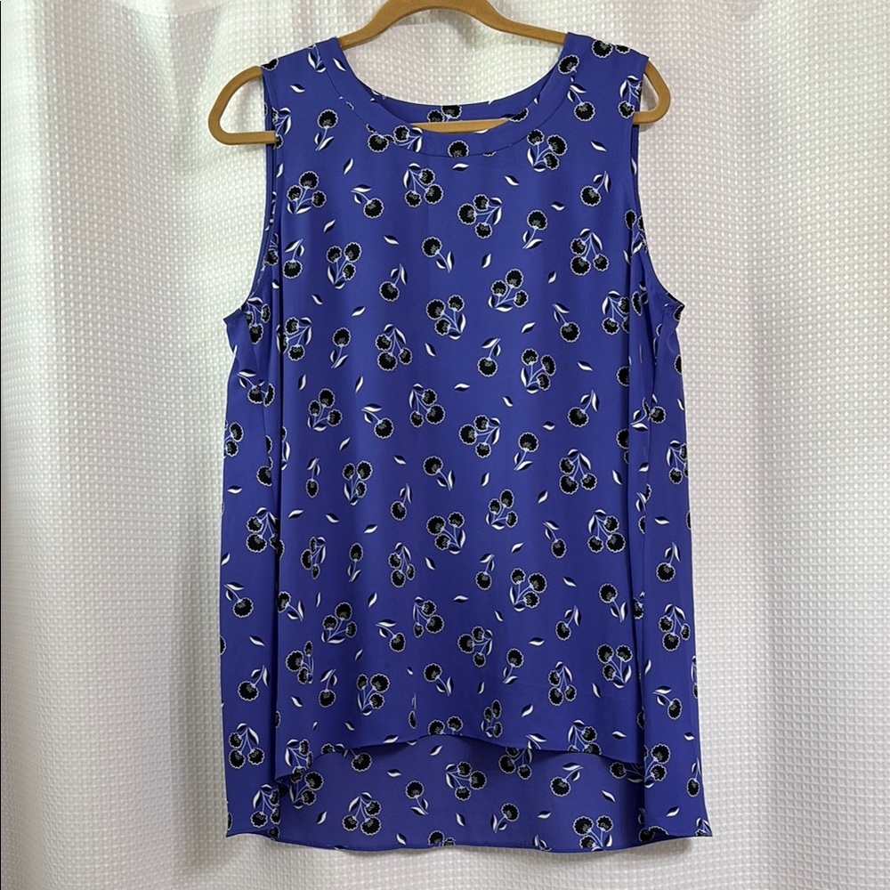 Anne Klein Periwinkle, black & white Floral Sleeveless high/low Top XL